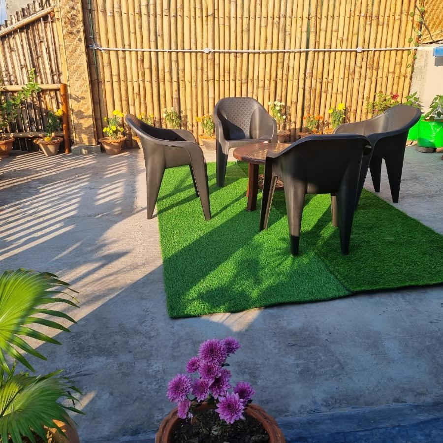 Alohi The Terrace Homestay Tezpur Buitenkant foto