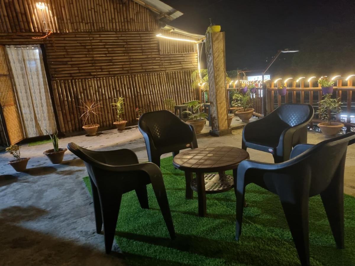 Alohi The Terrace Homestay Tezpur Buitenkant foto
